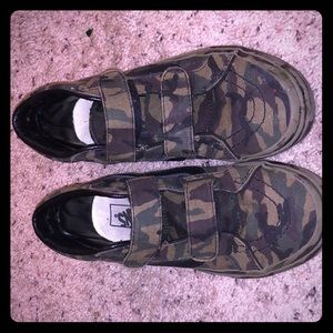 Army Vans